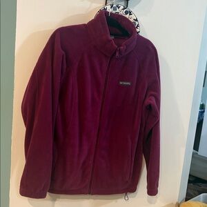 NWOT LADIES MAGENTA COLUMBIA FLEECE ZIP UP JACKET